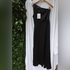 NWT Rachel Parcell Black One Shoulder Slit Midi Dress